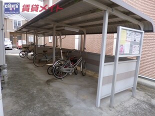 伊勢中川駅 徒歩10分 2階の物件外観写真